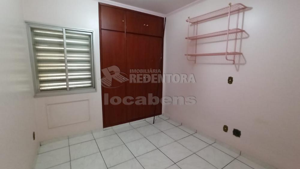 Alugar Apartamento / Padrão em São José do Rio Preto apenas R$ 765,54 - Foto 1