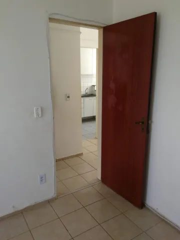 Apartamento / Padrão em São José do Rio Preto , Comprar por R$150.000,00