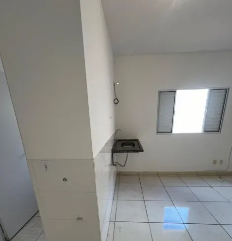 Apartamento / Padrão em São José do Rio Preto Alugar por R$600,00