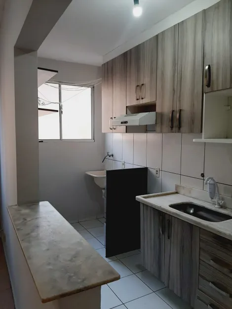 Apartamento / Padrão em São José do Rio Preto , Comprar por R$180.000,00