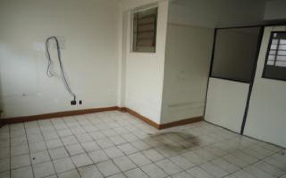 Alugar Comercial / Sala em São José do Rio Preto R$ 650,00 - Foto 1