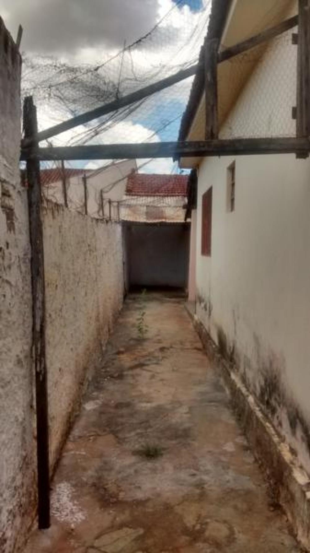 Comprar Casa / Padrão em São José do Rio Preto R$ 250.000,00 - Foto 16
