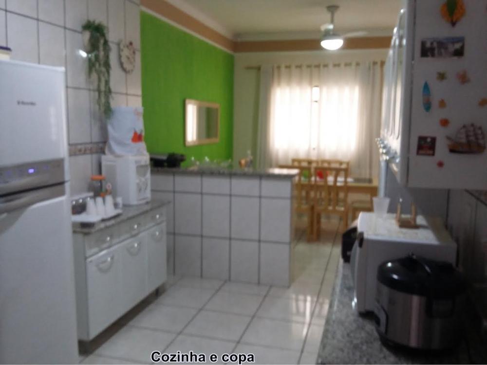 Comprar Casa / Padrão em São José do Rio Preto R$ 330.000,00 - Foto 4