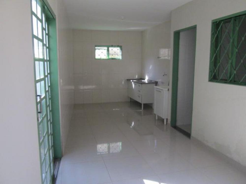 Comprar Casa / Padrão em São José do Rio Preto R$ 250.000,00 - Foto 1