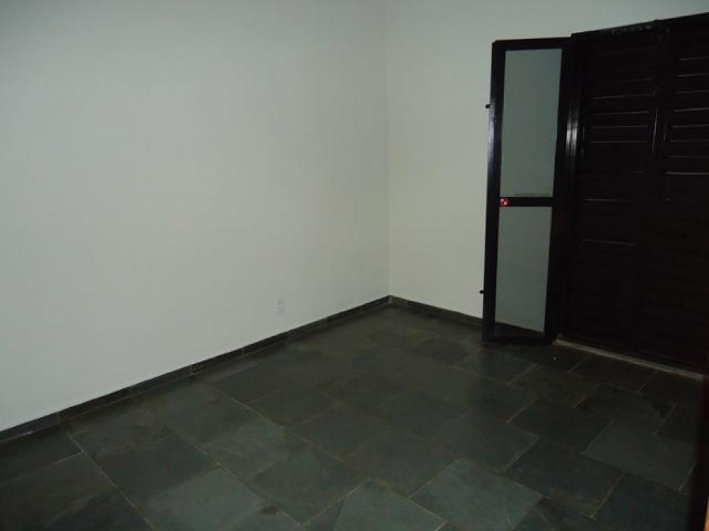Alugar Casa / Sobrado em São José do Rio Preto R$ 1.200,00 - Foto 22