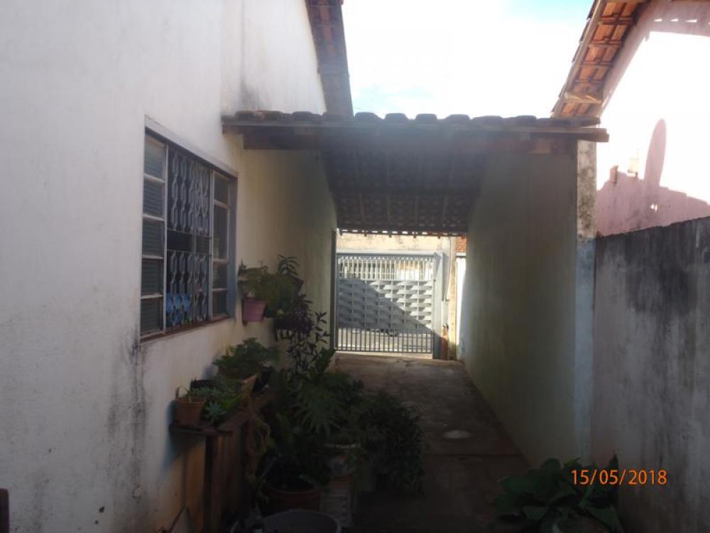 Comprar Casa / Padrão em São José do Rio Preto R$ 230.000,00 - Foto 15