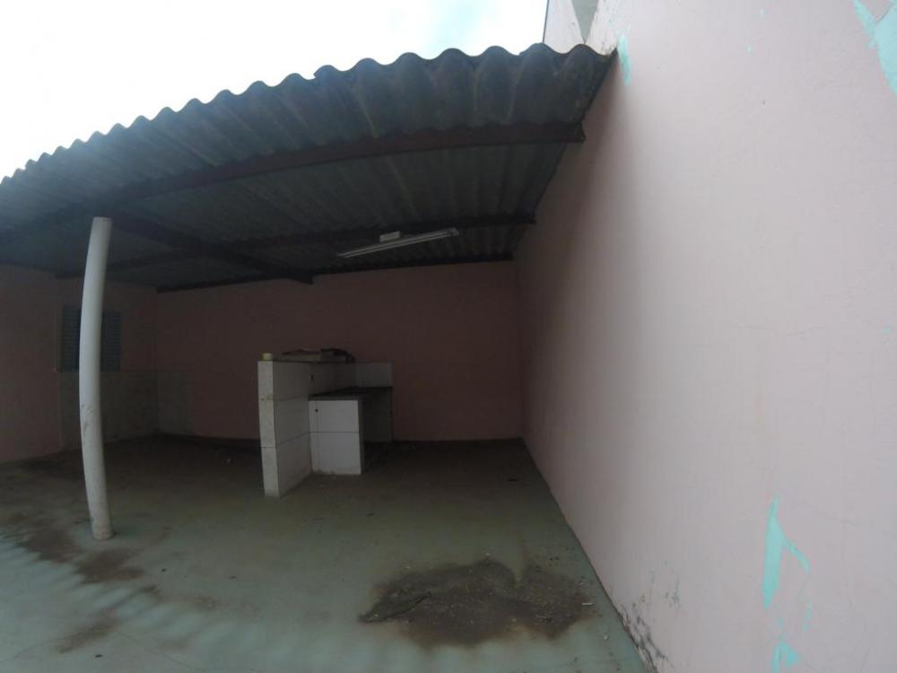 Alugar Casa / Padrão em São José do Rio Preto R$ 1.500,00 - Foto 14