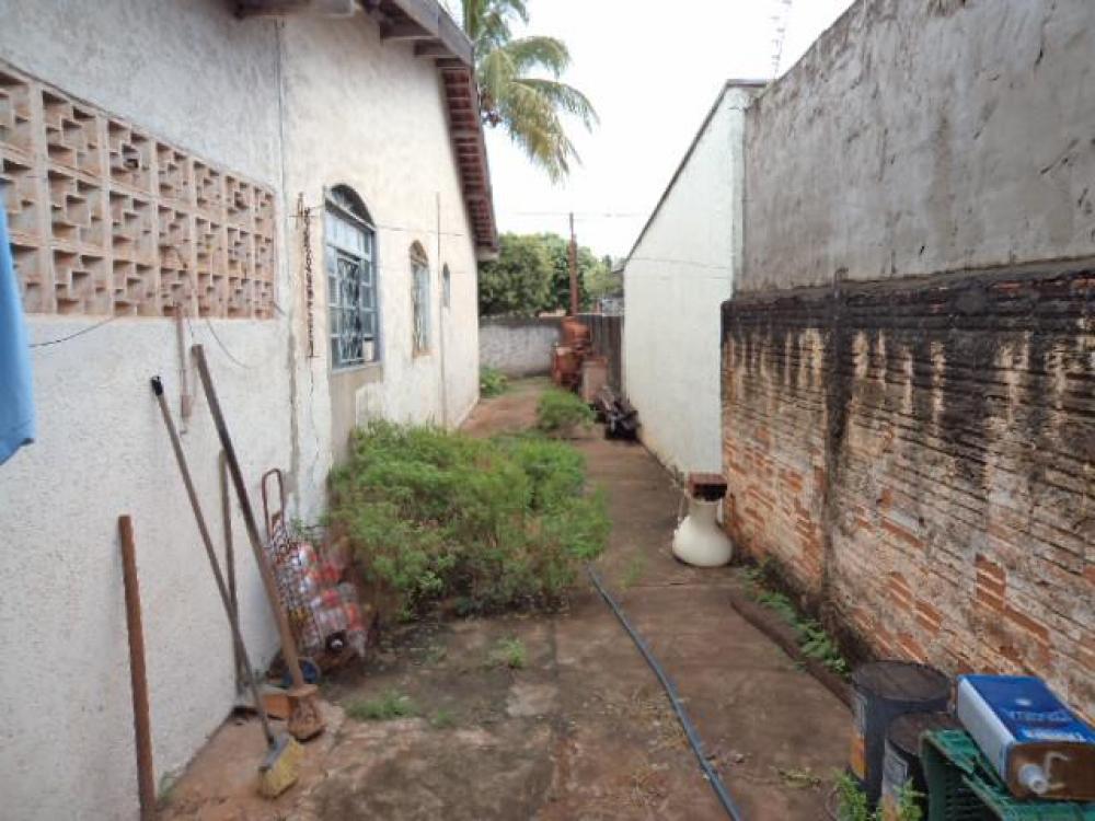 Comprar Casa / Padrão em São José do Rio Preto apenas R$ 450.000,00 - Foto 17