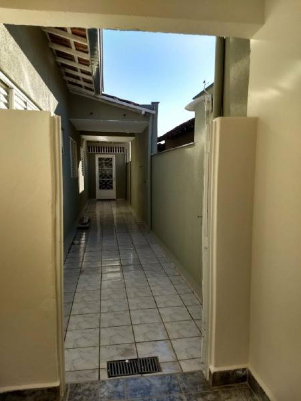 Comprar Casa / Padrão em Araçatuba R$ 300.000,00 - Foto 11