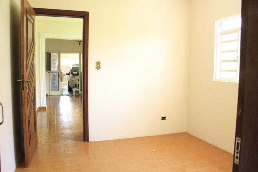 Comprar Casa / Padrão em Araçatuba R$ 300.000,00 - Foto 16