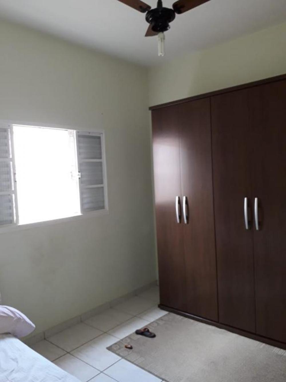 Comprar Casa / Padrão em São José do Rio Preto R$ 450.000,00 - Foto 4