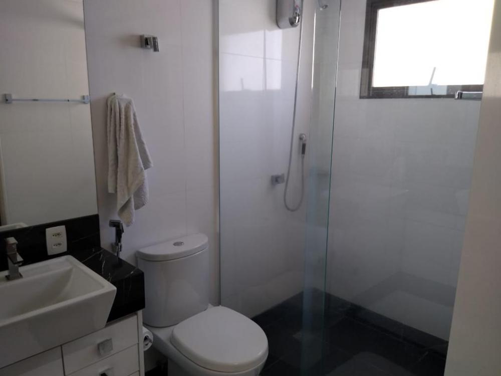 Alugar Apartamento / Padrão em São José do Rio Preto R$ 1.800,00 - Foto 6