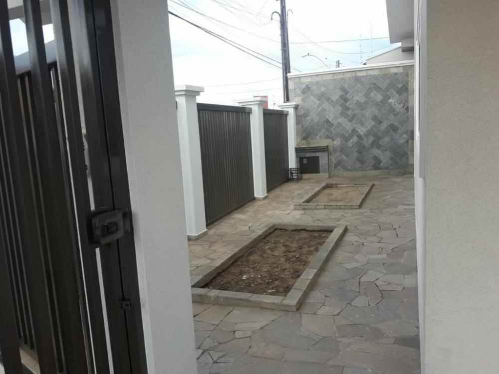 Alugar Casa / Padrão em São José do Rio Preto R$ 3.500,00 - Foto 24