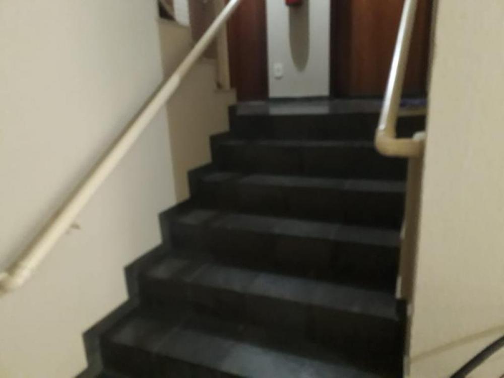 Comprar Apartamento / Padrão em São José do Rio Preto R$ 280.000,00 - Foto 3