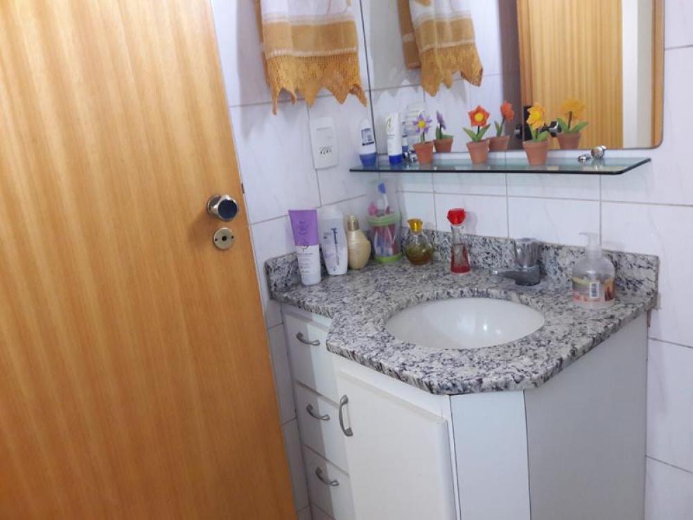 Comprar Apartamento / Padrão em São José do Rio Preto R$ 260.000,00 - Foto 4