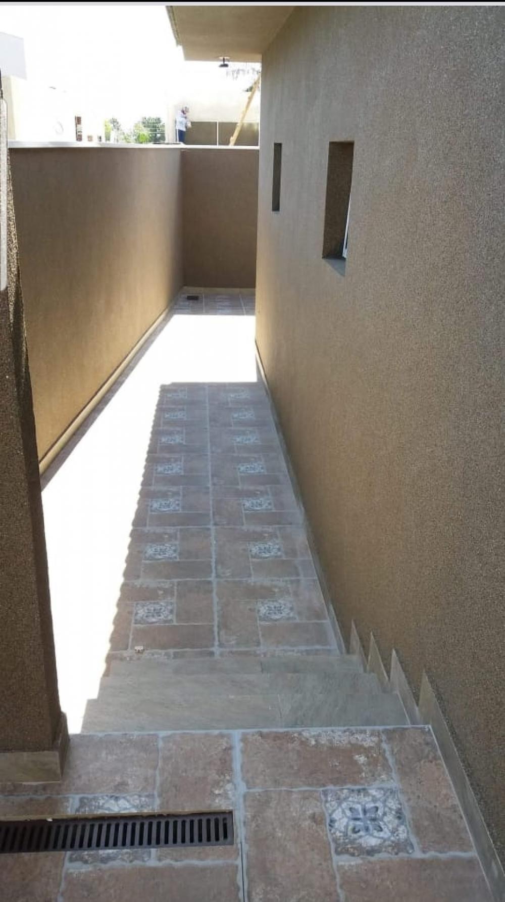 SAO JOSE DO RIO PRETO Casa Venda R$750.000,00 Condominio R$400,00 3 Dormitorios 1 Suite Area do terreno 360.00m2 Area construida 200.00m2 SAO JOSE DO RIO PRETO Casa Venda R$750.000,00 Condominio R$400,00 3 Dormitorios 1 Suite Area do terreno 360.00m2 Area construida 200.00m2