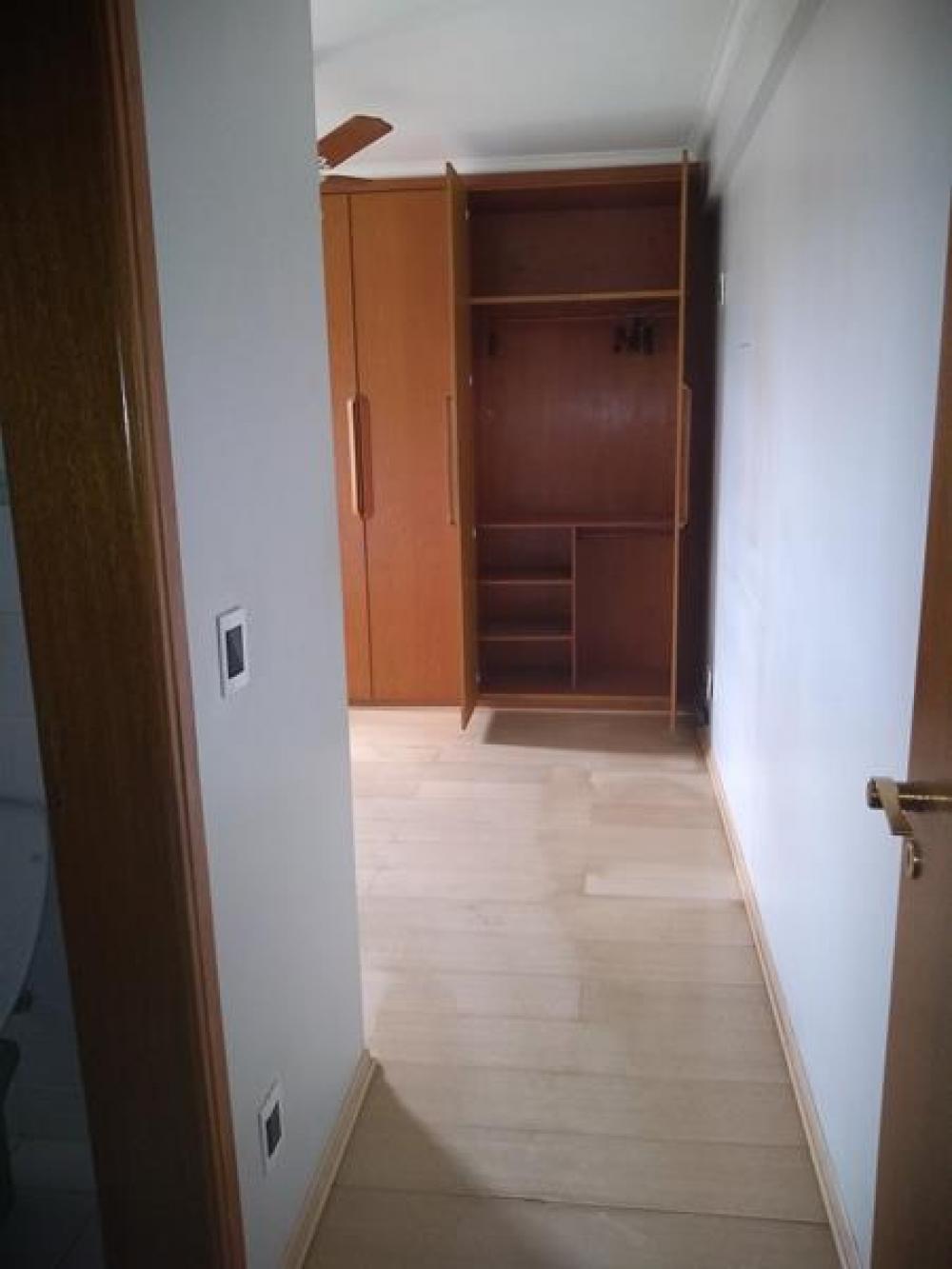 Comprar Apartamento / Padrão em São José do Rio Preto R$ 450.000,00 - Foto 3