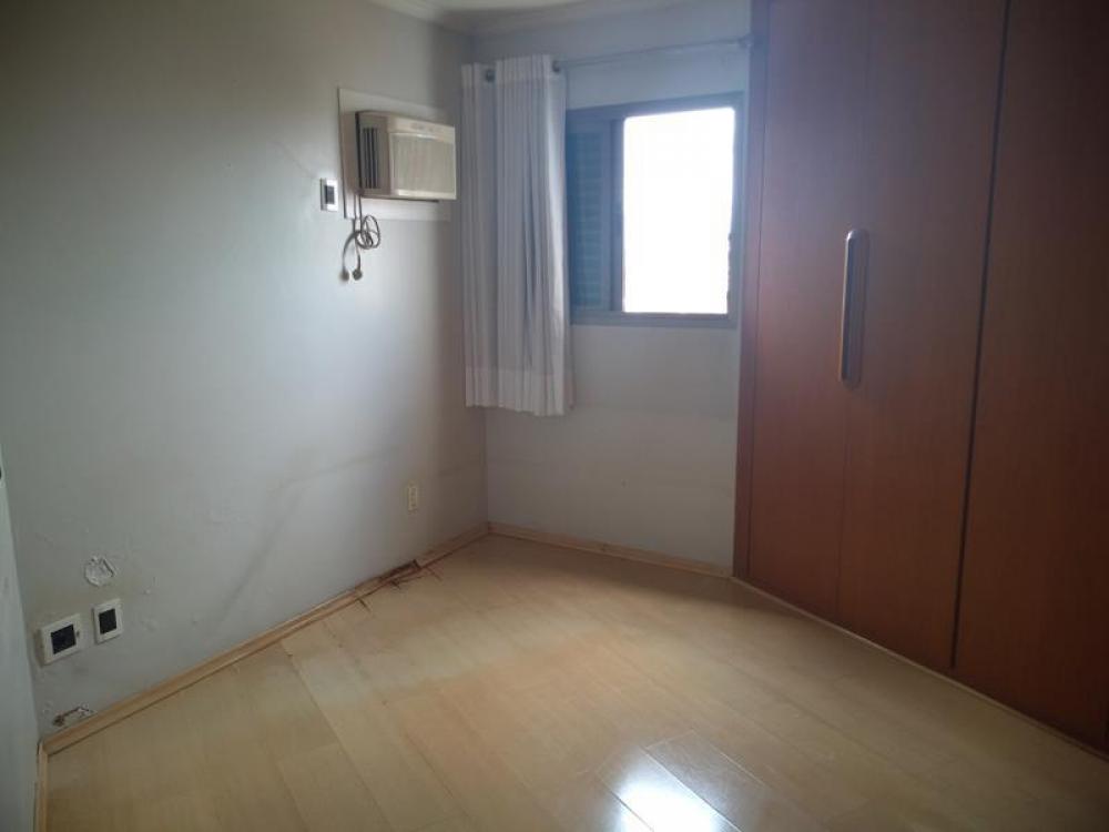 Comprar Apartamento / Padrão em São José do Rio Preto R$ 450.000,00 - Foto 27