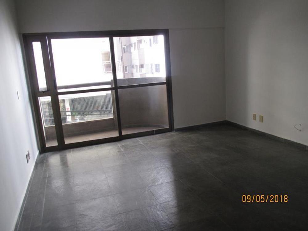 Comprar Apartamento / Padrão em São José do Rio Preto R$ 300.000,00 - Foto 1