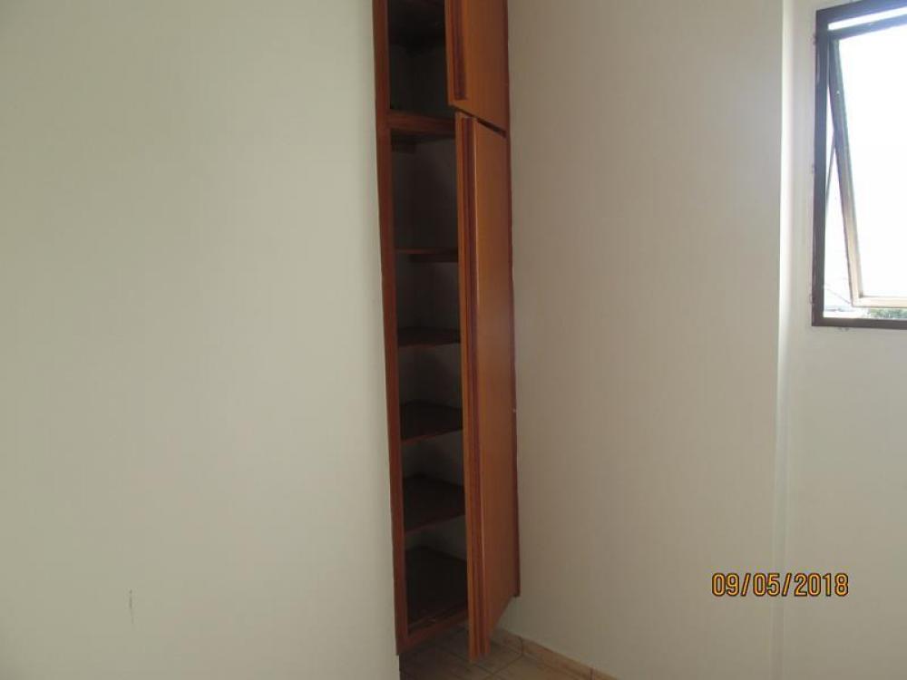 Comprar Apartamento / Padrão em São José do Rio Preto R$ 300.000,00 - Foto 19