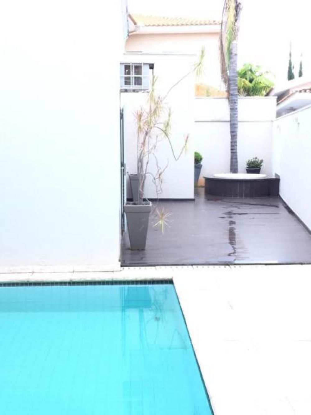 SAO JOSE DO RIO PRETO Casa Venda R$1.000.000,00 Condominio R$490,00 4 Dormitorios 1 Suite Area do terreno 539.00m2 Area construida 320.00m2 SAO JOSE DO RIO PRETO Casa Venda R$1.000.000,00 Condominio R$490,00 4 Dormitorios 1 Suite Area do terreno 539.00m2 Area construida 320.00m2