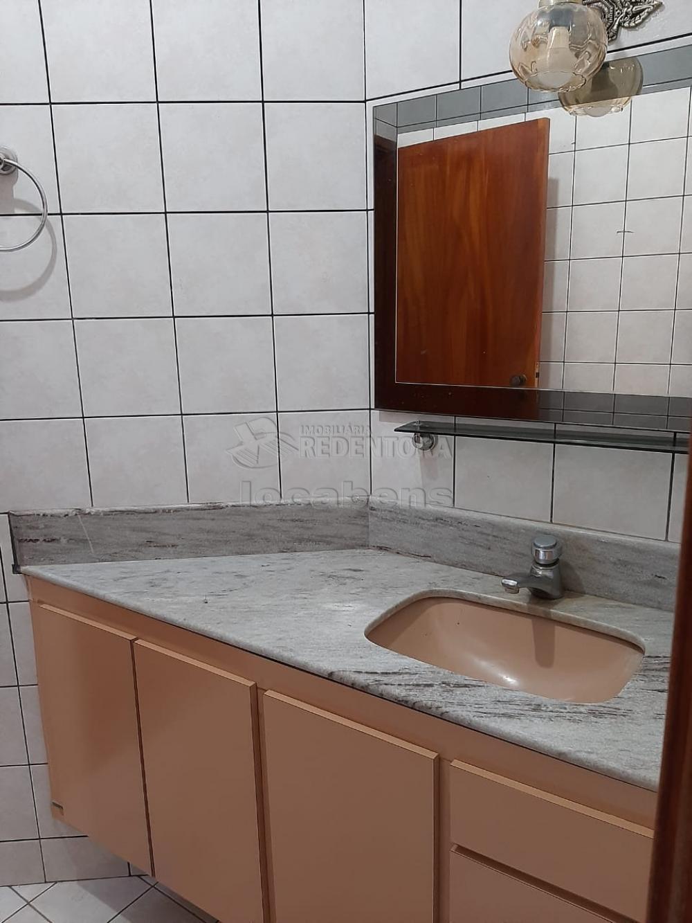 Alugar Casa / Padrão em São José do Rio Preto R$ 3.500,00 - Foto 27