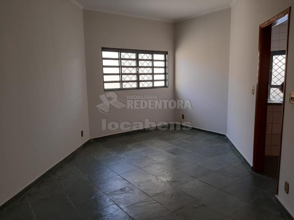 Alugar Casa / Padrão em São José do Rio Preto R$ 3.500,00 - Foto 17