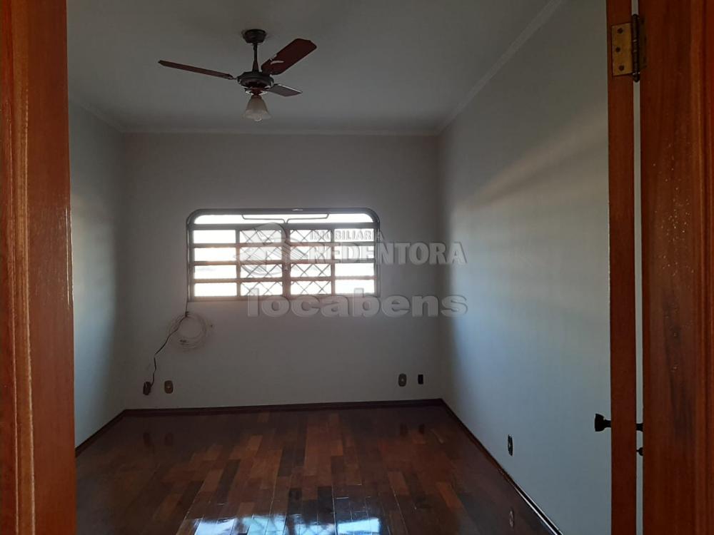 Alugar Casa / Padrão em São José do Rio Preto R$ 3.500,00 - Foto 18