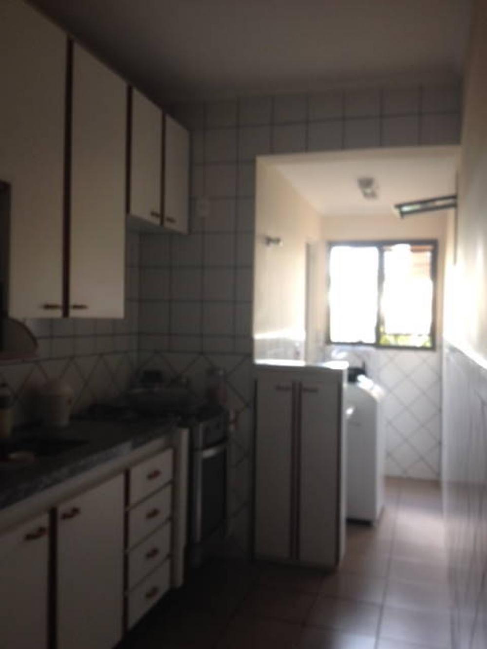 Comprar Apartamento / Padrão em São José do Rio Preto R$ 450.000,00 - Foto 2