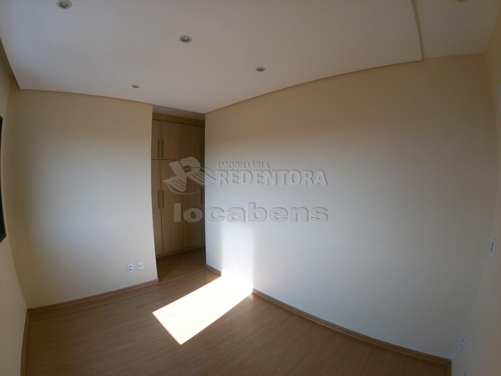 Alugar Apartamento / Padrão em São José do Rio Preto R$ 1.300,00 - Foto 17