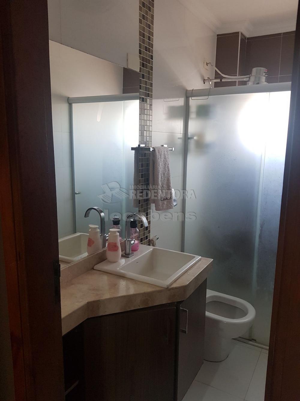 Comprar Apartamento / Padrão em São José do Rio Preto R$ 300.000,00 - Foto 11