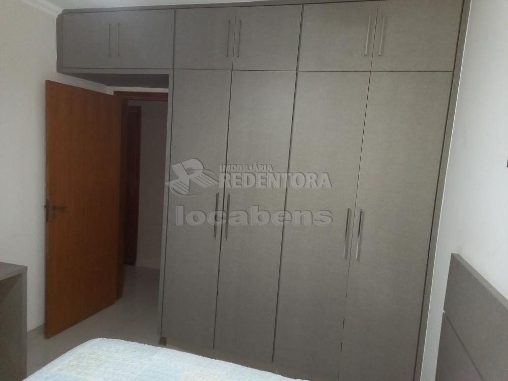 Comprar Apartamento / Padrão em São José do Rio Preto R$ 300.000,00 - Foto 17