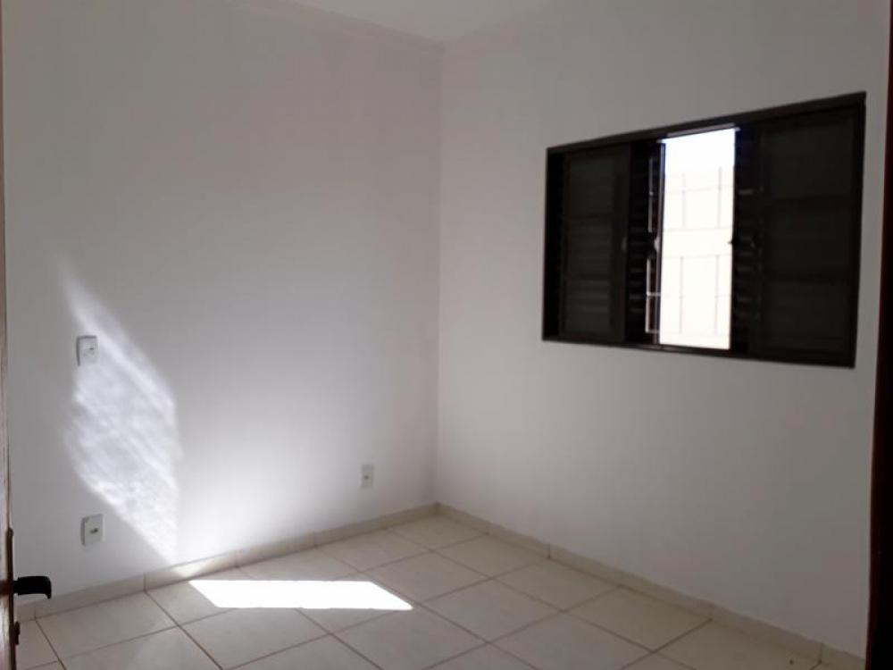 Comprar Casa / Padrão em São José do Rio Preto apenas R$ 270.000,00 - Foto 3
