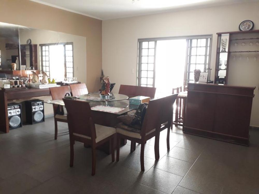 Comprar Casa / Padrão em São José do Rio Preto R$ 890.000,00 - Foto 1