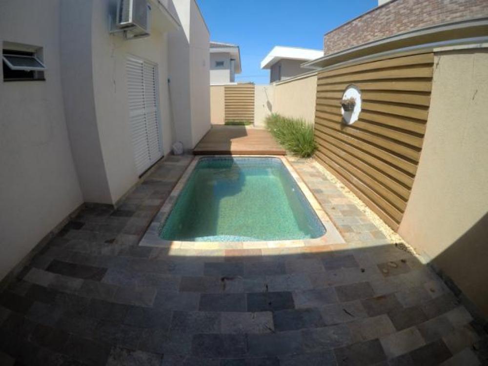 SAO JOSE DO RIO PRETO Casa Venda R$1.150.000,00 Condominio R$517,00 4 Dormitorios 1 Suite Area do terreno 420.00m2 Area construida 245.00m2 SAO JOSE DO RIO PRETO Casa Venda R$1.150.000,00 Condominio R$517,00 4 Dormitorios 1 Suite Area do terreno 420.00m2 Area construida 245.00m2
