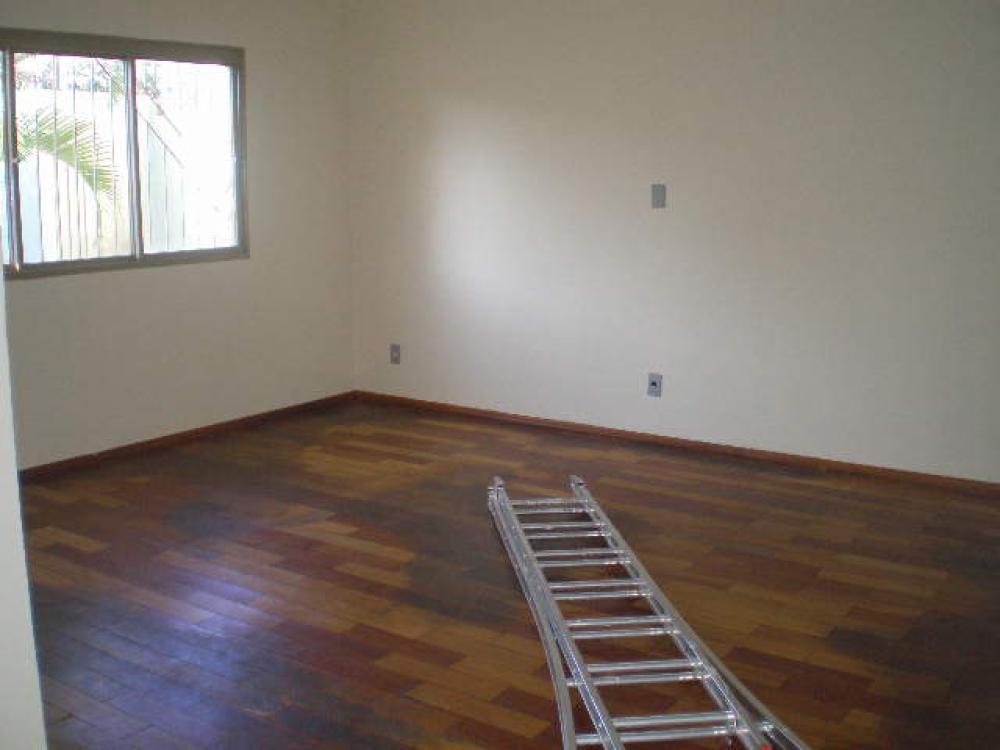 Alugar Casa / Padrão em São José do Rio Preto R$ 2.350,00 - Foto 7