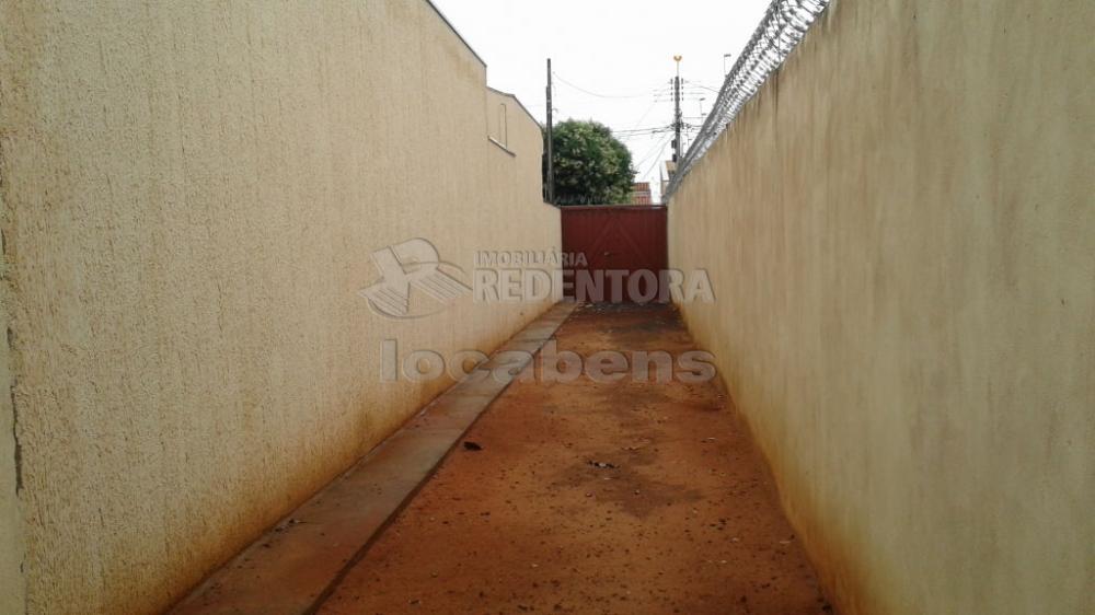 Alugar Casa / Padrão em São José do Rio Preto R$ 1.500,00 - Foto 42