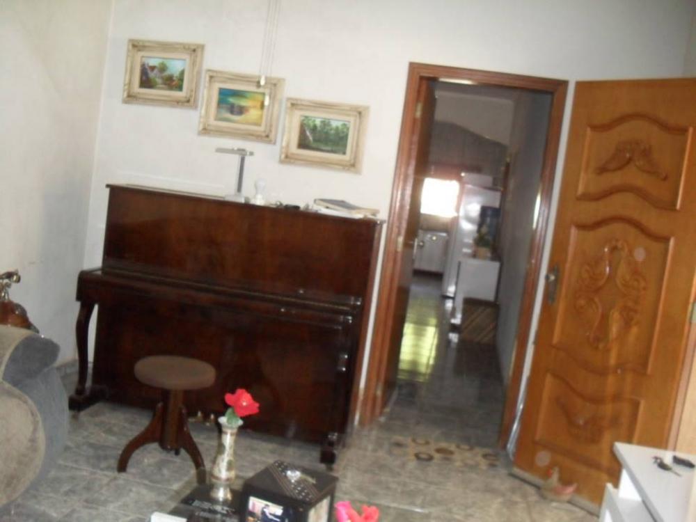 Alugar Casa / Padrão em São José do Rio Preto R$ 1.500,00 - Foto 7