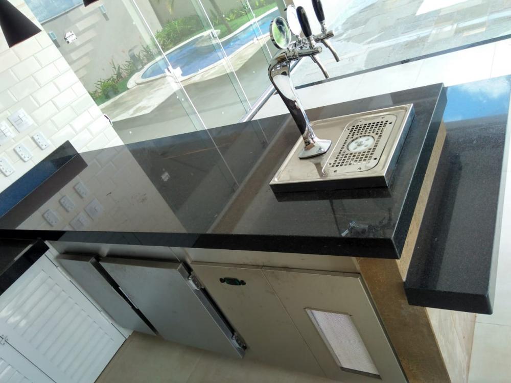 Casa de Condomínio à venda com 3 quartos, 240m² - Foto 9