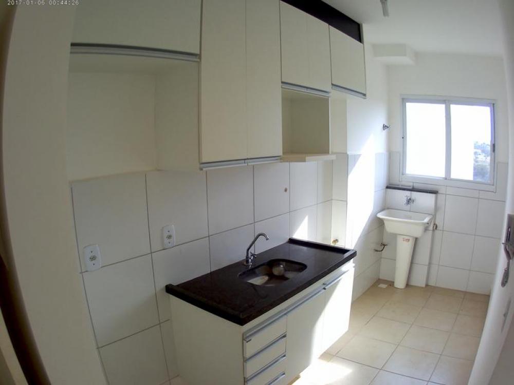 Alugar Apartamento / Padrão em São José do Rio Preto R$ 1.000,00 - Foto 9