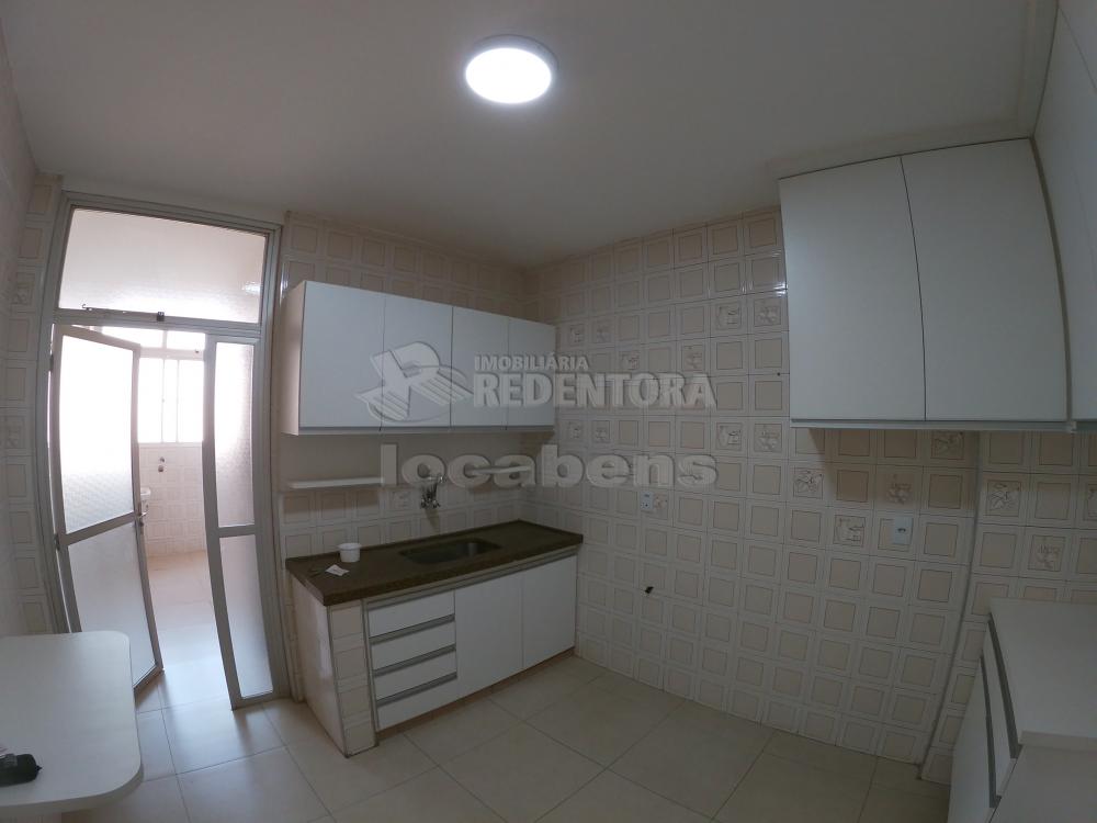 Alugar Apartamento / Padrão em São José do Rio Preto R$ 1.000,00 - Foto 21