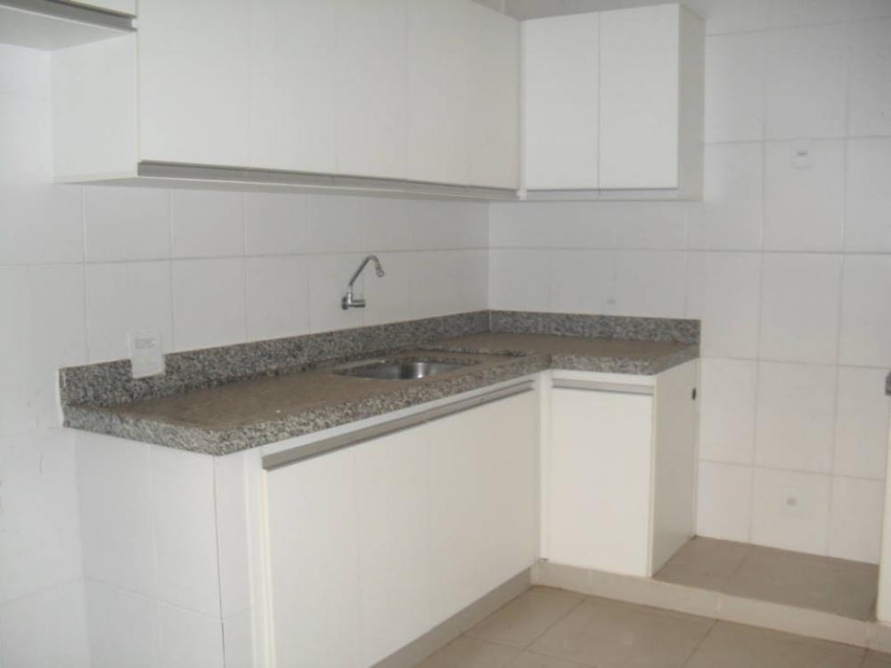 Comprar Apartamento / Padrão em São José do Rio Preto R$ 270.000,00 - Foto 6