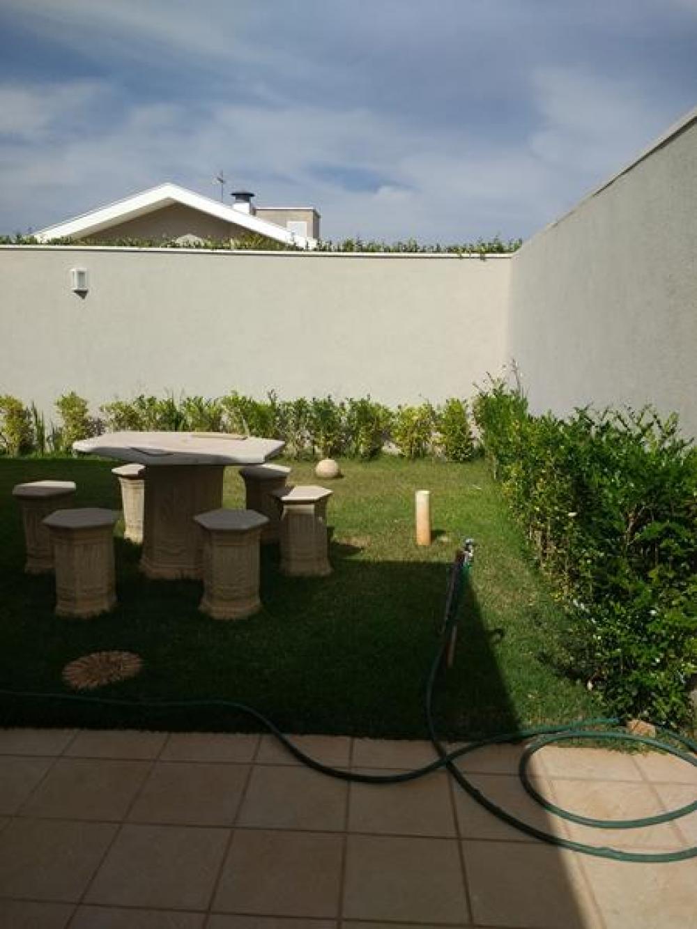 SAO JOSE DO RIO PRETO Casa Venda R$780.000,00 Condominio R$470,00 3 Dormitorios 1 Suite Area do terreno 420.00m2 Area construida 220.00m2 SAO JOSE DO RIO PRETO Casa Venda R$780.000,00 Condominio R$470,00 3 Dormitorios 1 Suite Area do terreno 420.00m2 Area construida 220.00m2
