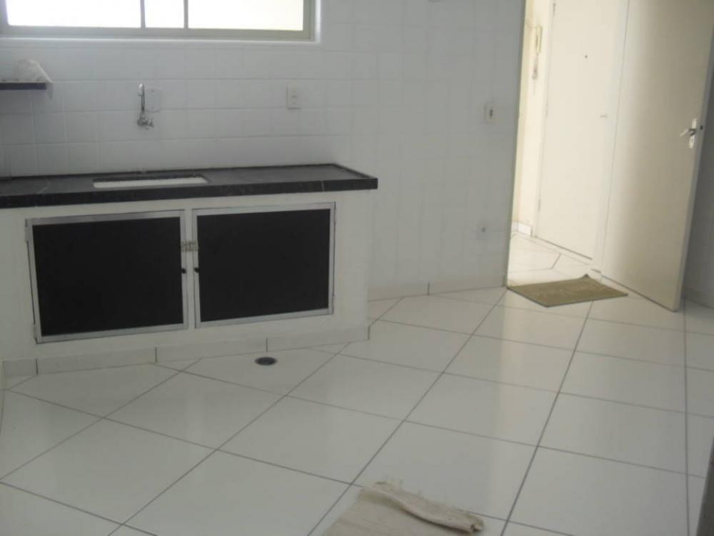 Comprar Apartamento / Padrão em São José do Rio Preto R$ 210.000,00 - Foto 12