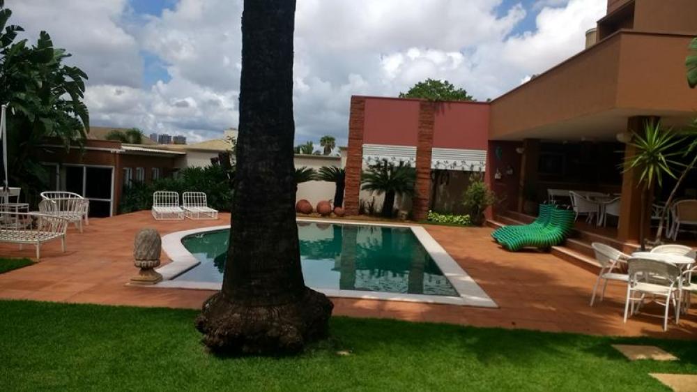 SAO JOSE DO RIO PRETO Casa Venda R$4.500.000,00 Condominio R$1.039,50 6 Dormitorios 1 Suite Area do terreno 2000.00m2 Area construida 955.46m2 SAO JOSE DO RIO PRETO Casa Venda R$4.500.000,00 Condominio R$1.039,50 6 Dormitorios 1 Suite Area do terreno 2000.00m2 Area construida 955.46m2