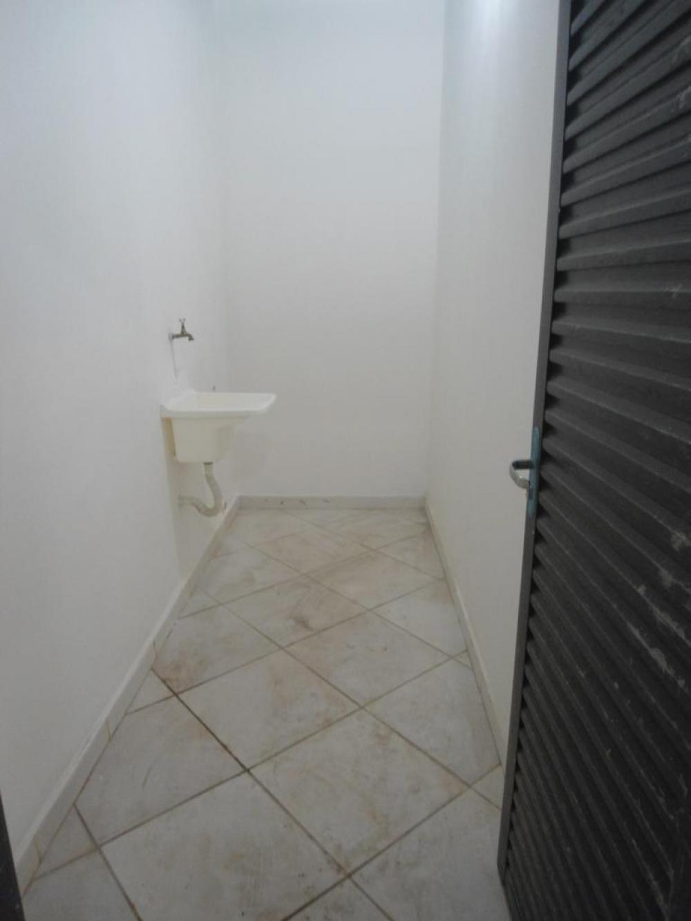 Comprar Comercial / Salão em São José do Rio Preto R$ 450.000,00 - Foto 16