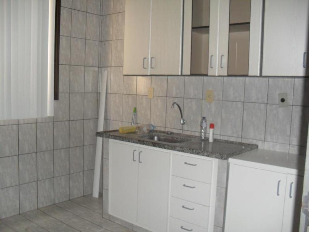 Alugar Apartamento / Padrão em São José do Rio Preto R$ 550,00 - Foto 7