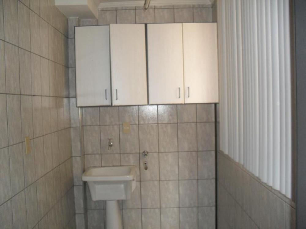 Alugar Apartamento / Padrão em São José do Rio Preto R$ 550,00 - Foto 13