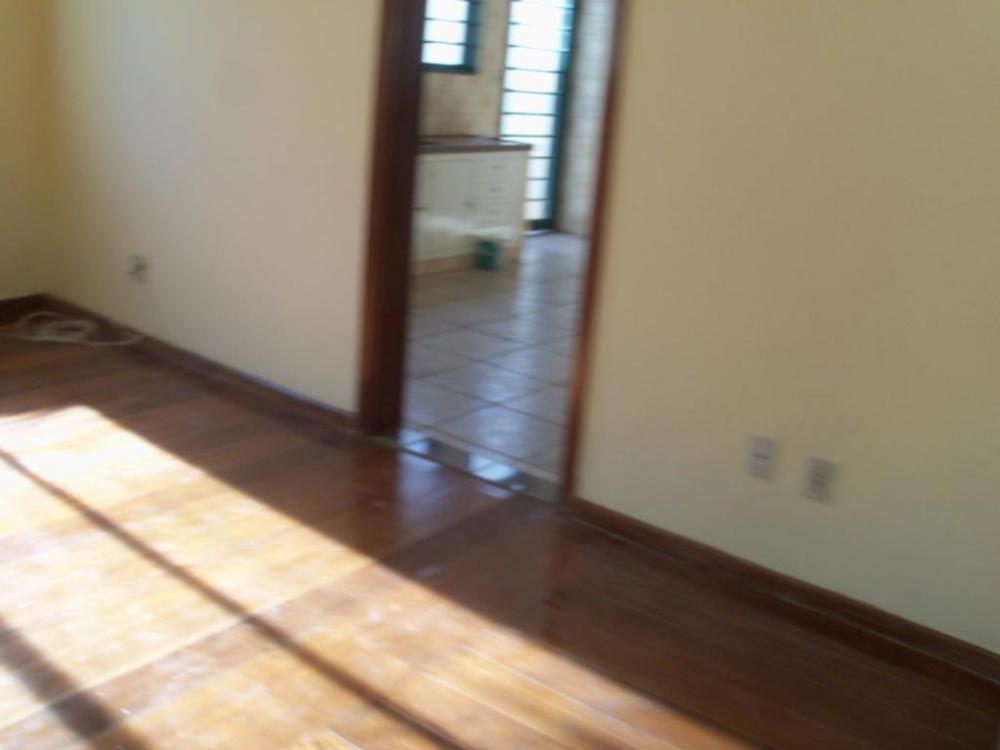 Alugar Casa / Padrão em São José do Rio Preto R$ 1.500,00 - Foto 5