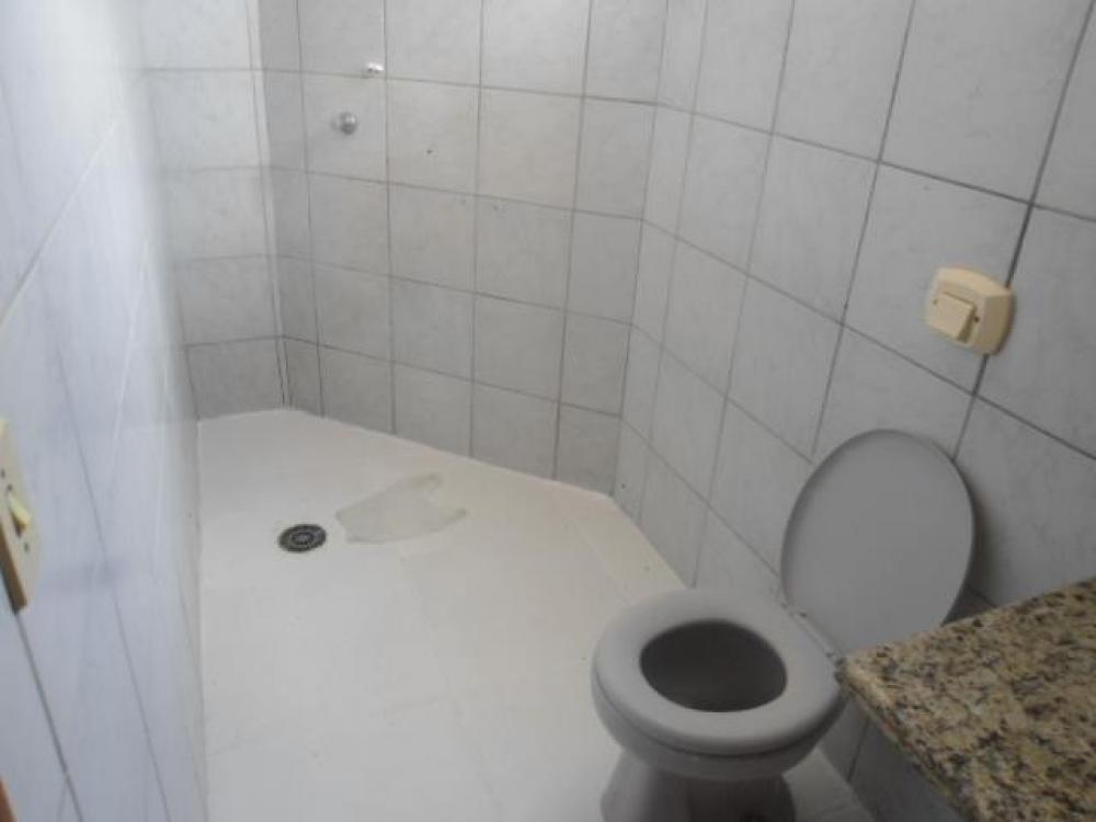 Alugar Apartamento / Padrão em São José do Rio Preto R$ 877,36 - Foto 4